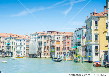 City views of venice in Italy City views of venice in Italy 5861667