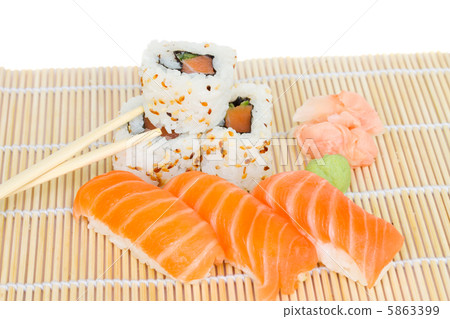 japaneese sushi japaneese sushi 5863399