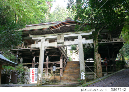 京都由紀神社鳥居和神社 京都由紀神社鳥居和神社 5867342
