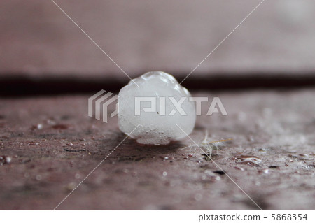 冰雹8至9毫米 5868354