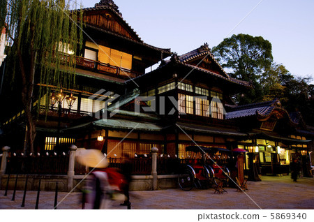 道後溫泉主樓夜視圖 道後溫泉主樓夜視圖 5869340