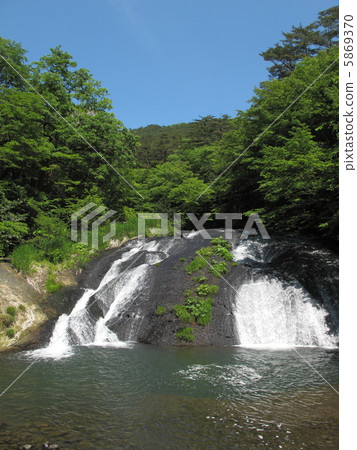 Kamabuchi瀑布 Kamabuchi瀑布 5869370