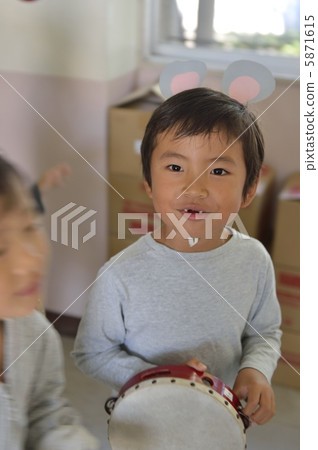 學校播放 學校播放 5871615