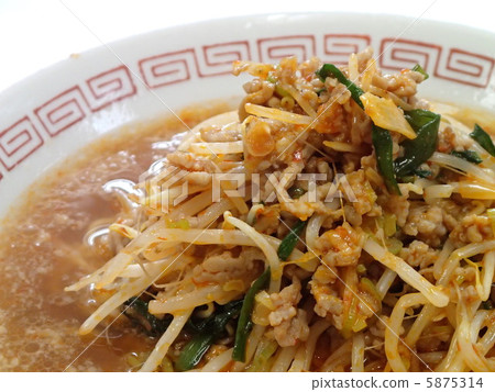 ramen  5875314