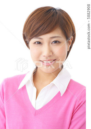 young woman      5882908