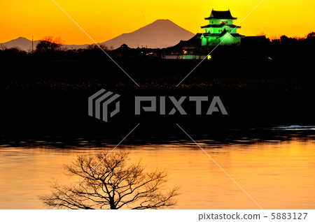 Fuji in the evening glow and the castle 5883127