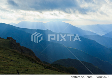 Light spot in the plateau 5883828