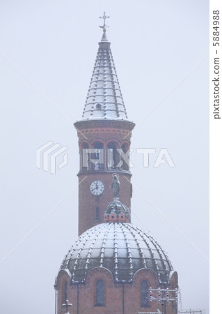 Church domes covered with snow. Church domes covered with snow. 5884988