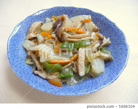 Stir-fried vegetables with chopped ginger Stir-fried vegetables with chopped ginger 5886104