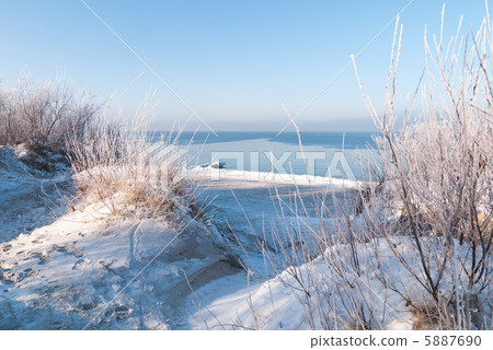 Winter beach of Baltic sea 5887690