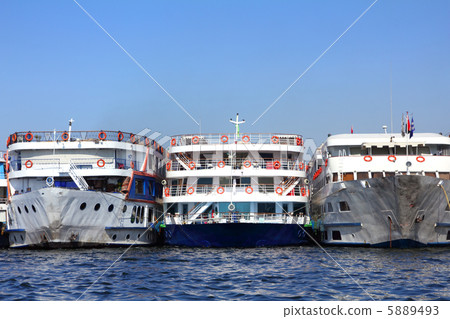 three old dirty passenger ships three old dirty passenger ships 5889493