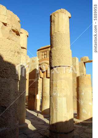 temple of Hatshepsut in Luxor Egypt 5889958