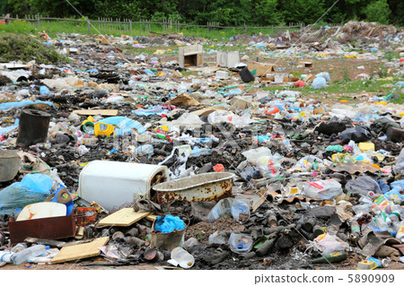 garbage in landfill 5890909