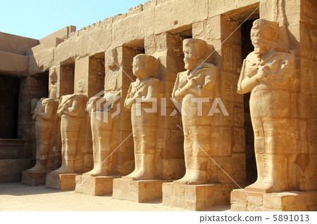 ancient statues in Luxor karnak temple ancient statues in Luxor karnak temple 5891013