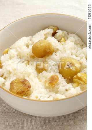 Chestnut rice with red beans 5891653