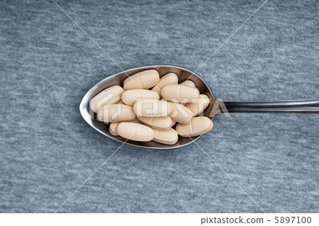 Pills 5897100