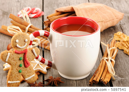 Hot chocolate Hot chocolate 5897541