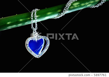 Luxury and life 5897761