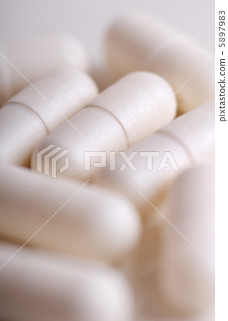 Drug against pain 5897983