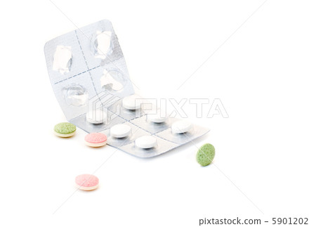 Pills over white 5901202
