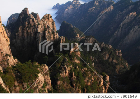 Huangshan landscape (Anhui Province, China) 5901649