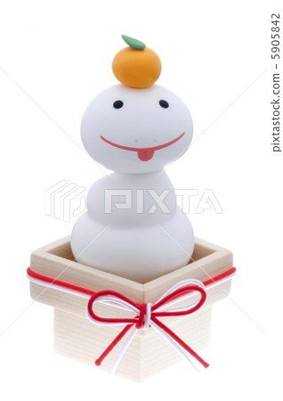 Snake craft that imitates a kagami cake 5905842