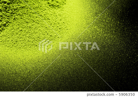 Powdered green tea on black background Powdered green tea on black background 5906350