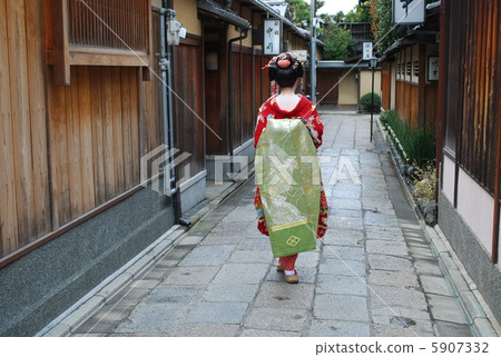 Maiko 5907332