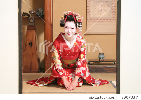 Maiko 5907337