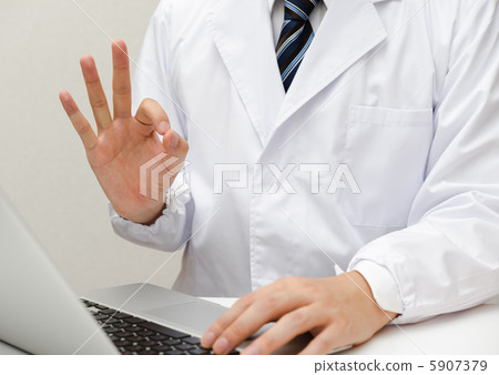 白大衣男性好的跡象 5907379