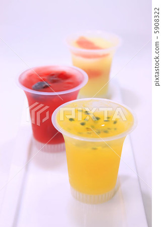 果凍中的水果 5908322