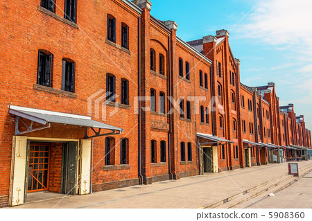 Yokohama Red Brick Warehouse (Naka Ward, Yokohama, Red Brick Park) 5908360