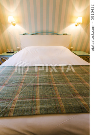 Hotel room with double bed Hotel room with double bed 5910432