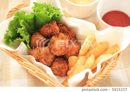 Fried chicken  5915237