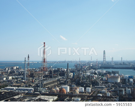 A view of the plant area seen from Yokkaichi Port Port Building 5915583