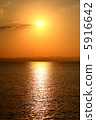 Setting sun 5916642