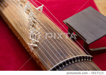 A harp A harp 5917113