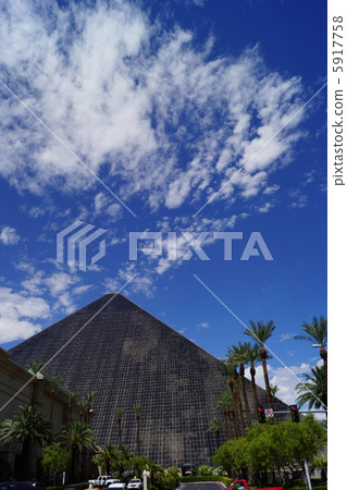Luxor 5917758