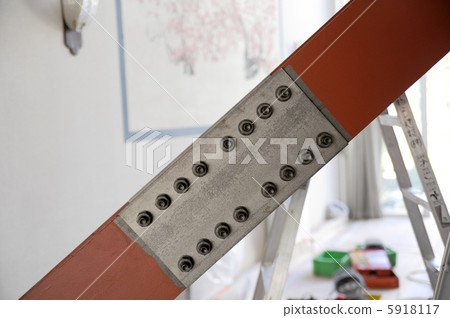Joint of steel brace 5918117