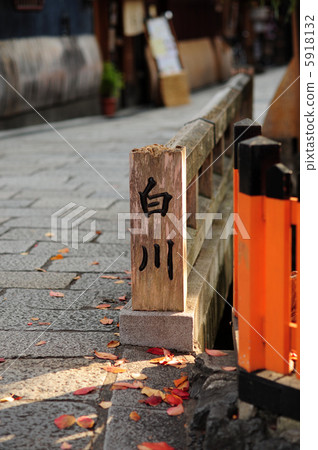 Gion Shirakawa 5918132