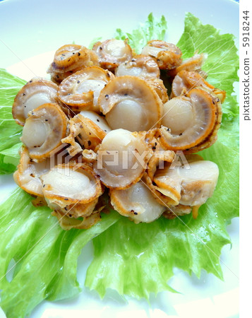 Stir-fried scallops 5918244