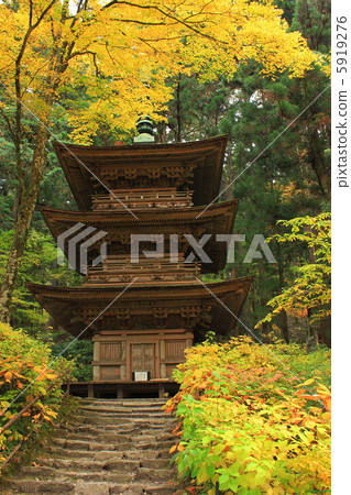 Temple of light temple triple tower 5919276