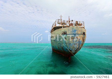 Old ship wreck Old ship wreck 5927461