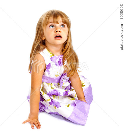 Little beautiful girl looking up Little beautiful girl looking up 5930698