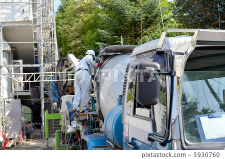 Concrete placing landscape 5930760