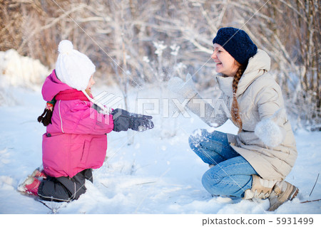 Winter fun outdoors 5931499