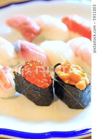 Delicious sushi Delicious sushi 5931803