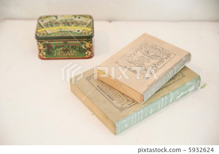Antique accessories 5932624