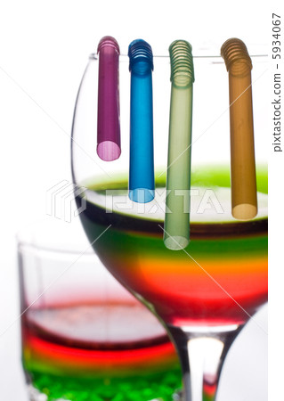 Rainbow colored straws Rainbow colored straws 5934067