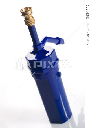 smoking marijuana device 5934512